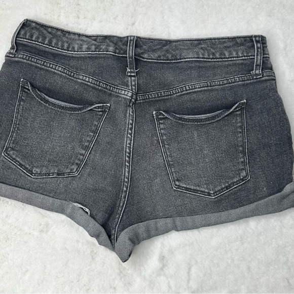 Universal Threads Washed Black Denim Shorts Size 10/30 - Picture 2 of 3